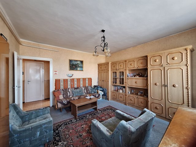 Eladó téglalakás, Győrött 41.99 M Ft, 2 szobás