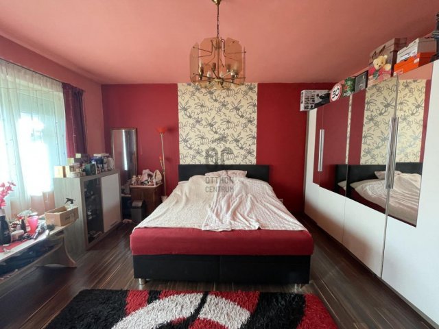 Eladó családi ház, Budapesten, IV. kerületben 140 M Ft, 4 szobás