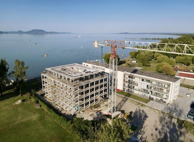 Eladó téglalakás, Balatonmáriafürdőn 46.9 M Ft, 1 szobás