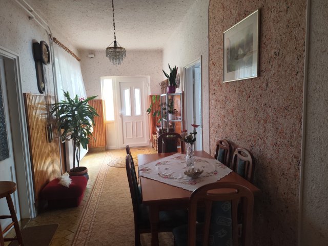 Eladó családi ház, Mádon 157.2 M Ft, 3 szobás