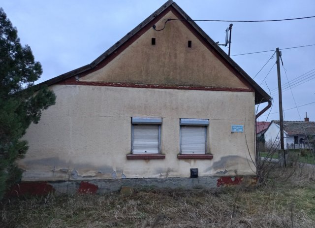 Eladó családi ház, Kübekházán 7.42 M Ft, 1+1 szobás