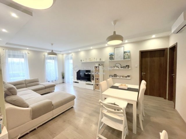 Eladó családi ház, Kecskeméten 87.9 M Ft, 4 szobás