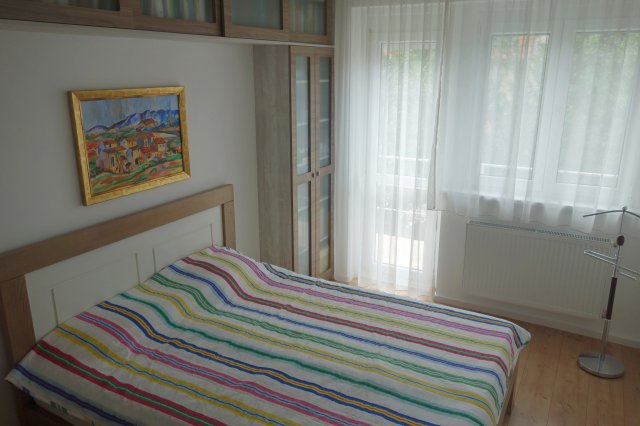 Kiadó téglalakás, albérlet, Pomázon 330 E Ft / hó, 4 szobás