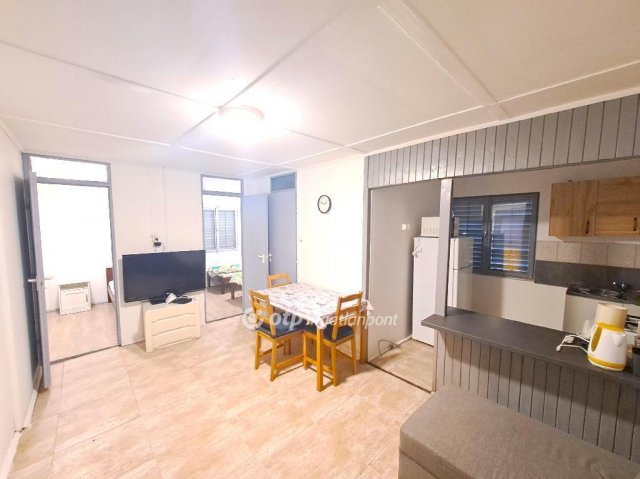 Eladó nyaraló, Tiszakécskén 39.9 M Ft, 4 szobás