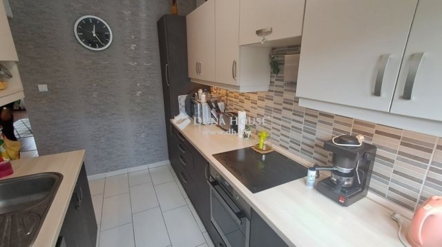 Eladó családi ház, Kecskeméten 83.99 M Ft, 4 szobás