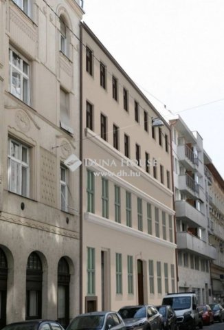 Eladó téglalakás, Budapesten, VI. kerületben 204.75 M Ft
