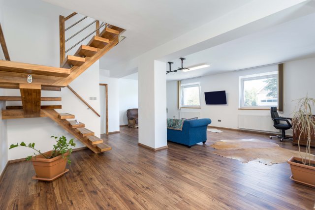 Eladó családi ház, Hegyeshalomban 144.9 M Ft, 4 szobás