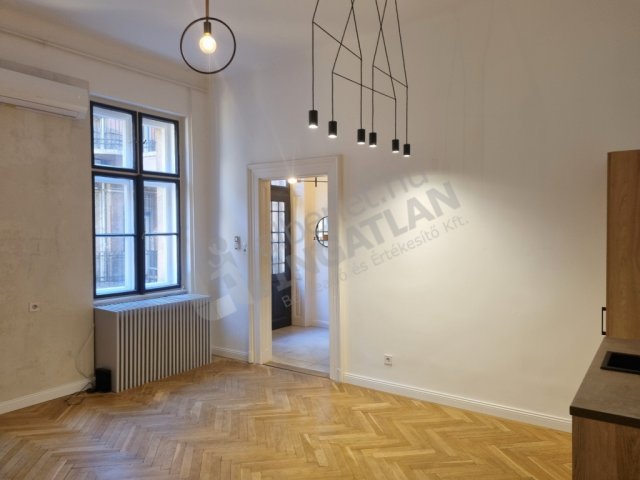 Kiadó téglalakás, albérlet, Budapesten, II. kerületben