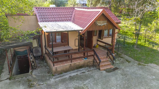 Eladó családi ház, Biatorbágyon 39.9 M Ft, 1 szobás