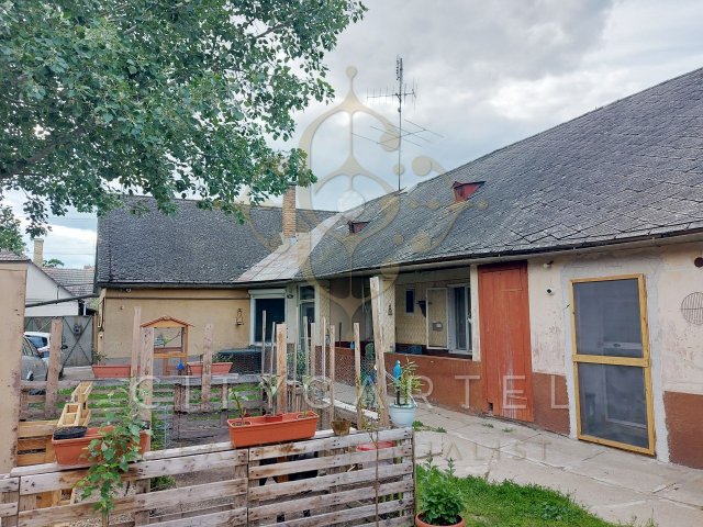 Eladó családi ház, Bölcskén 17.9 M Ft, 3 szobás