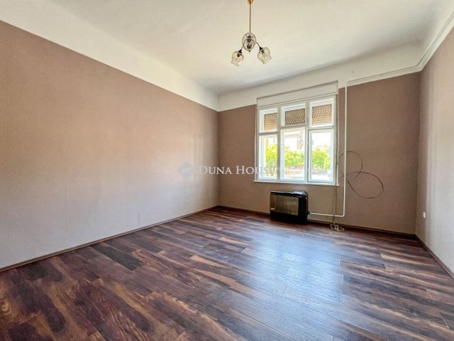Eladó téglalakás, Budapesten, XX. kerületben 32.9 M Ft, 1 szobás