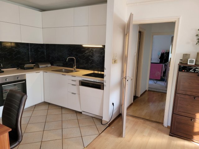 Kiadó ikerház, albérlet, Gödön 590 E Ft / hó, 4 szobás
