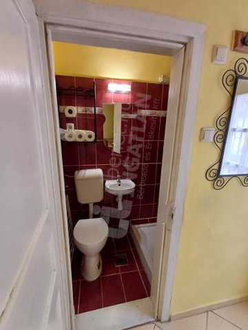 Kiadó téglalakás, albérlet, Budapesten, III. kerületben