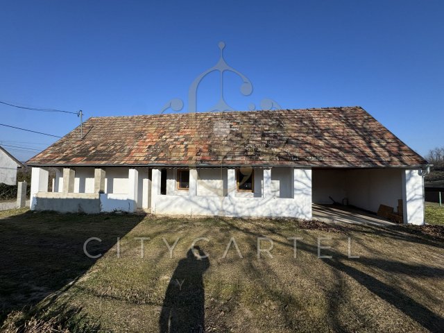 Eladó családi ház, Balatonendréden 36.9 M Ft, 3 szobás