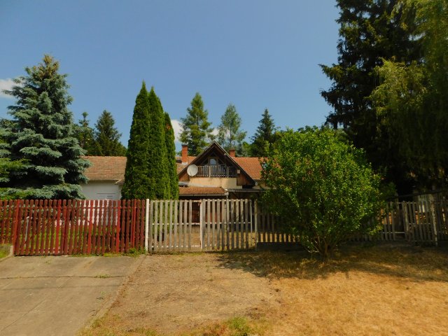Eladó családi ház, Recsken 21.9 M Ft, 2+1 szobás