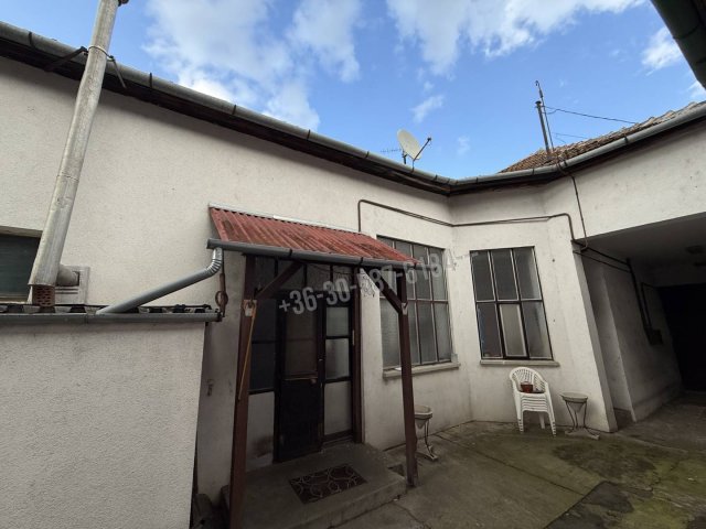 Eladó családi ház, Püspökladányban 19.99 M Ft, 3 szobás