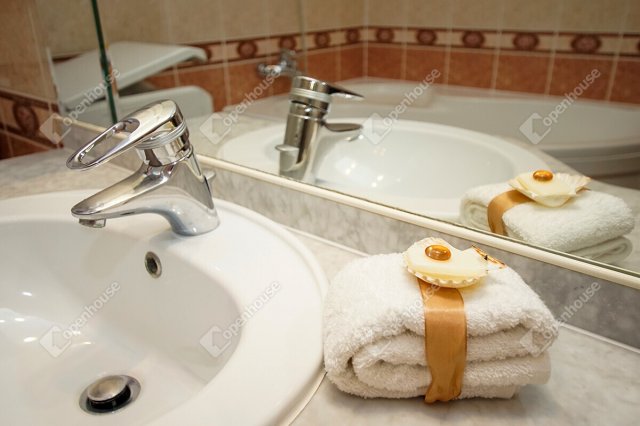 Kiadó családi ház, albérlet, Székesfehérvárott 390 E Ft / hó