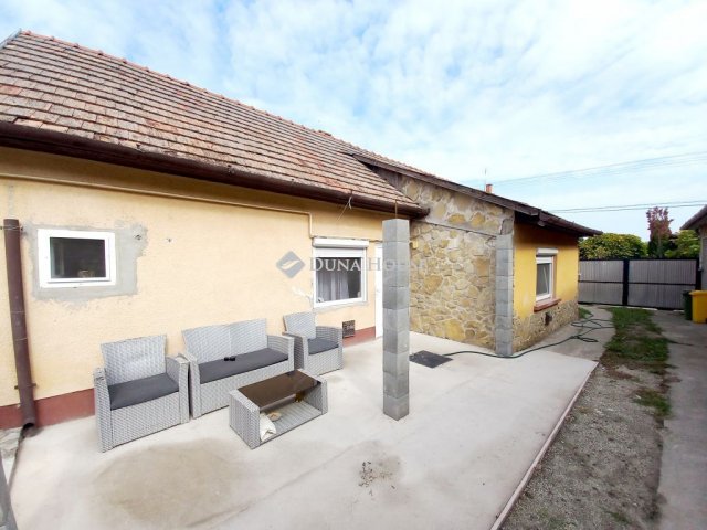 Eladó családi ház, Nagykőrösön 32 M Ft, 3 szobás