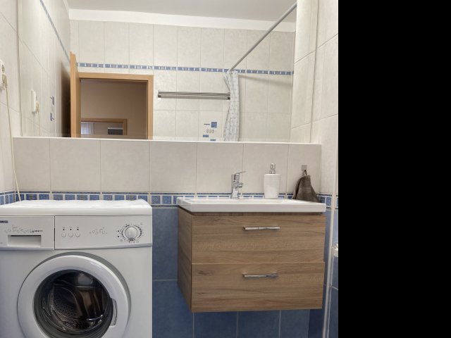 Kiadó téglalakás, albérlet, Debrecenben 260 E Ft / hó