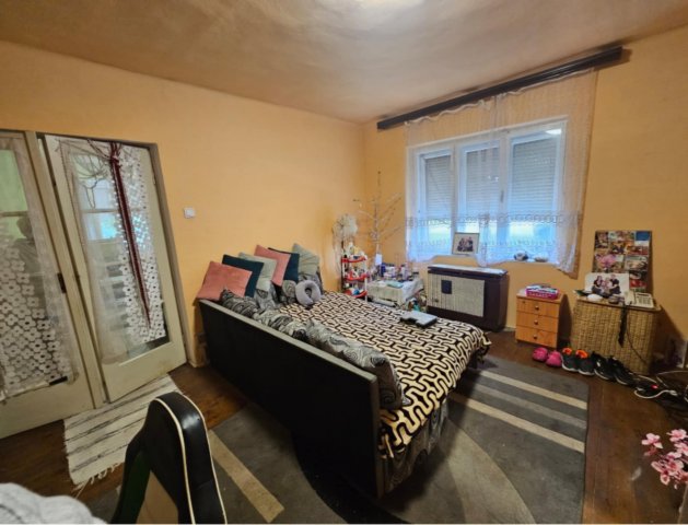 Eladó családi ház, Kunszentmiklóson 26.2 M Ft, 4 szobás