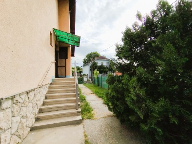 Eladó családi ház, Győrött 59 M Ft, 3 szobás