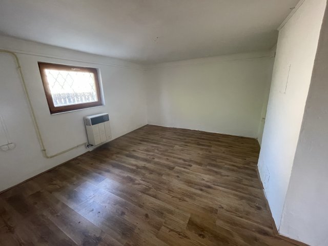 Eladó családi ház, Cserkeszőlőn 12.5 M Ft, 2 szobás