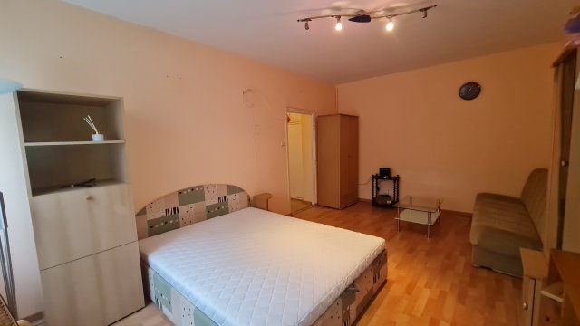 Kiadó téglalakás, albérlet, Dunaújvárosban 110 E Ft / hó