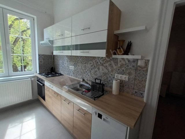 Kiadó téglalakás, albérlet, Budapesten, II. kerületben