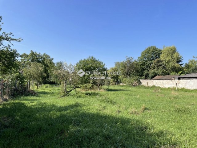 Eladó telek, Zsámbékon 43.9 M Ft / költözzbe.hu