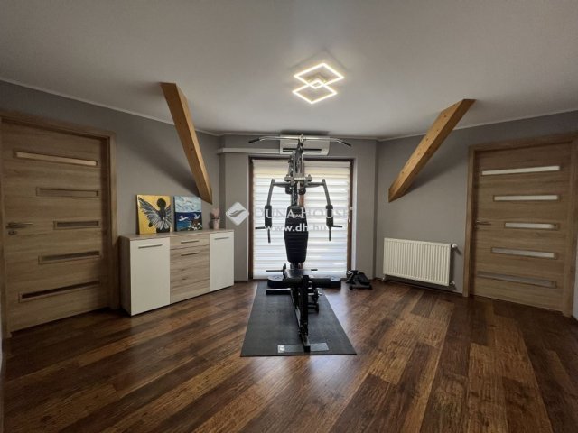 Eladó családi ház, Kecskeméten 95.5 M Ft, 6 szobás