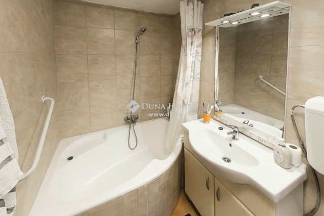 Eladó családi ház, Nagykőrösön 25.5 M Ft, 2 szobás
