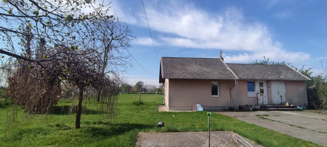 Eladó családi ház, Levélen 90 M Ft, 4 szobás