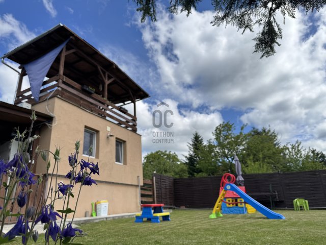 Eladó családi ház, Nagymaroson 99.9 M Ft, 3 szobás