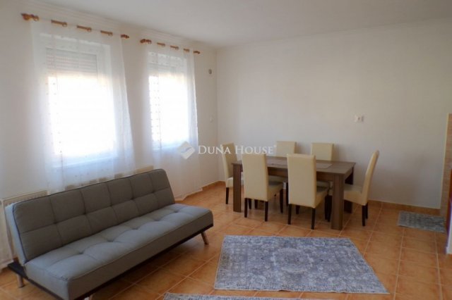 Kiadó téglalakás, albérlet, Nyíregyházán 140 E Ft / hó