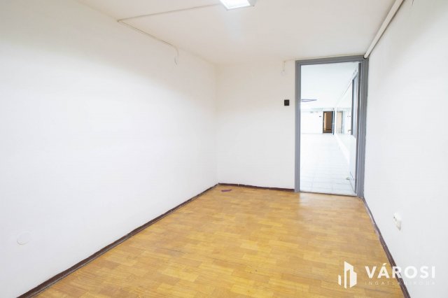Kiadó ipari ingatlan, Budapesten, XI. kerületben 230 E Ft / hó