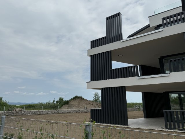 Eladó nyaraló, Balatonszemesen 58.9 M Ft, 1 szobás