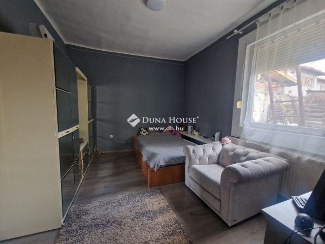 Eladó családi ház, Budapesten, XX. kerületben 62 M Ft, 3 szobás