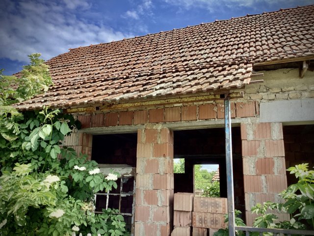Eladó családi ház, Jászladányon, Remecz Máté utcában 4.5 M Ft