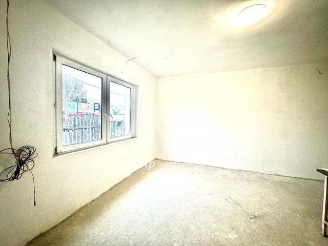 Eladó családi ház, Budapesten, XVI. kerületben 68.9 M Ft