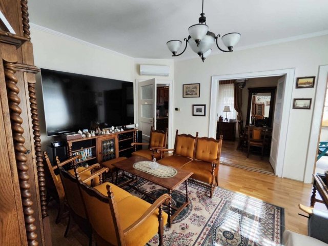 Eladó téglalakás, Pécsett 88.99 M Ft, 3+1 szobás