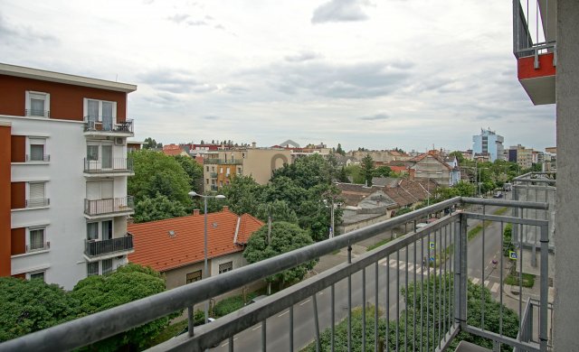 Eladó téglalakás, Budapesten, XIII. kerületben 75.4 M Ft