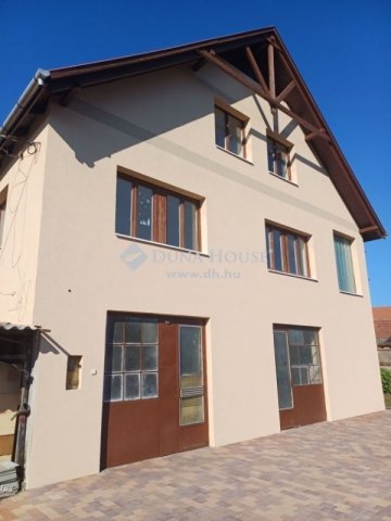 Eladó családi ház, Miskolcon 49 M Ft, 5 szobás