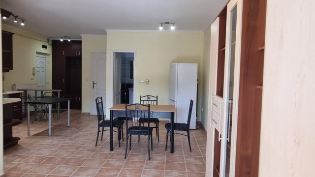 Kiadó téglalakás, albérlet, Szegeden 150 E Ft / hó, 2 szobás