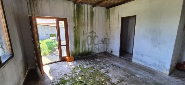Eladó családi ház, Tiszacsegén 14.8 M Ft, 2 szobás