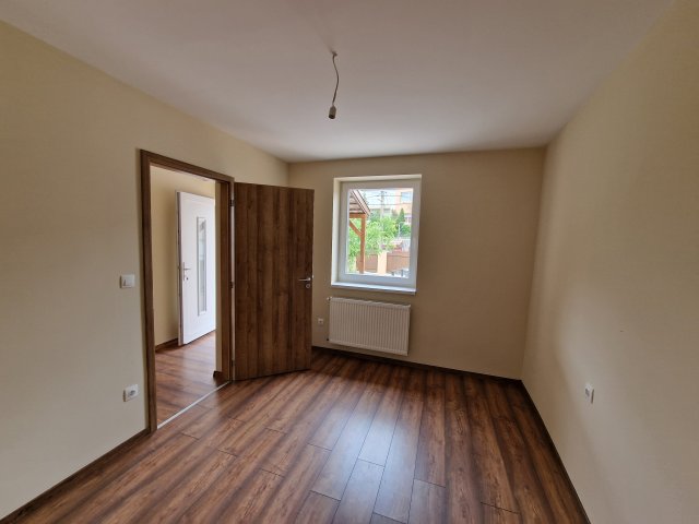 Eladó ikerház, Budapesten, XXI. kerületben 99 M Ft, 4 szobás