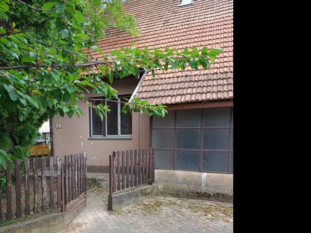 Eladó családi ház, Nagykozáron, Ifjúság utcában 34.9 M Ft