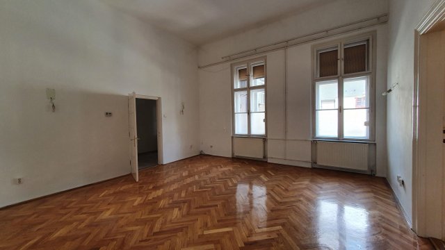 Eladó téglalakás, Debrecenben 59.9 M Ft, 3 szobás
