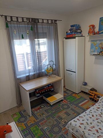 Eladó ikerház, Debrecenben 112 M Ft, 5 szobás