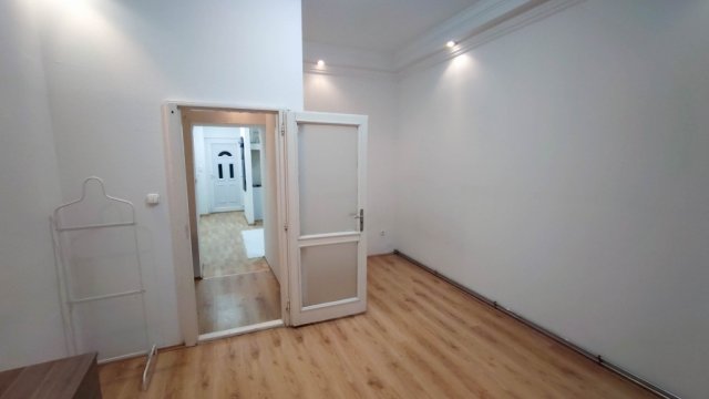 Eladó téglalakás, Budapesten, VIII. kerületben 55.9 M Ft