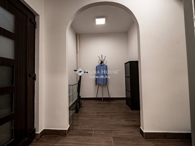 Eladó téglalakás, Budapesten, V. kerületben 97 M Ft, 3 szobás